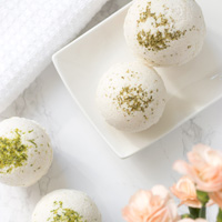 DIY cola bath bombs