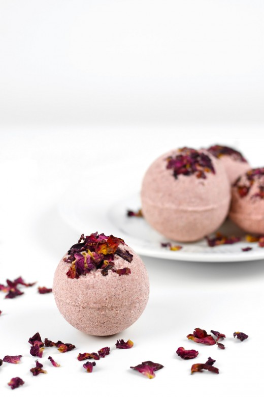 DIY rose bath bombs with rose petals