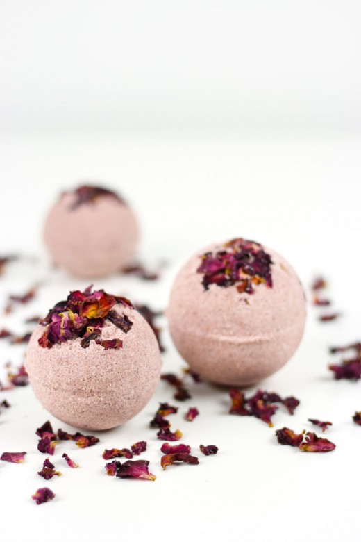 Homemade bath bombs with rose petals