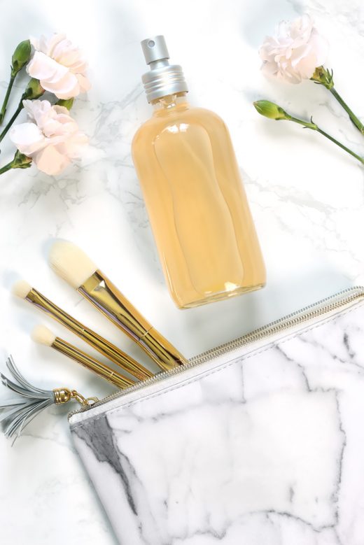 DIY makeup setting spray without glycerin