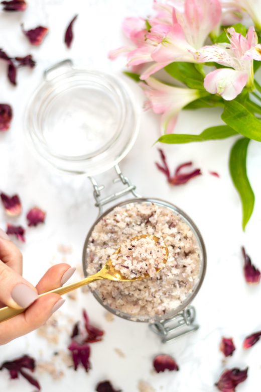 Hibiscus sugar scrub on gold spoon