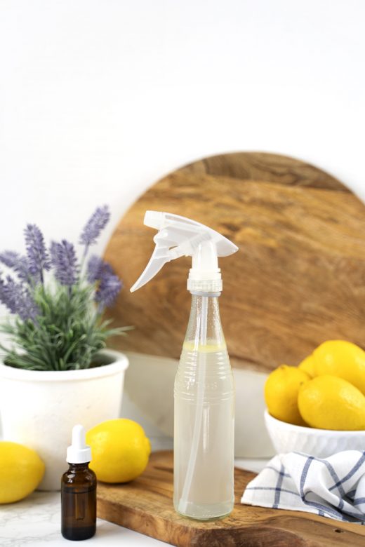 Glass cleaning spray with lemons and lavender