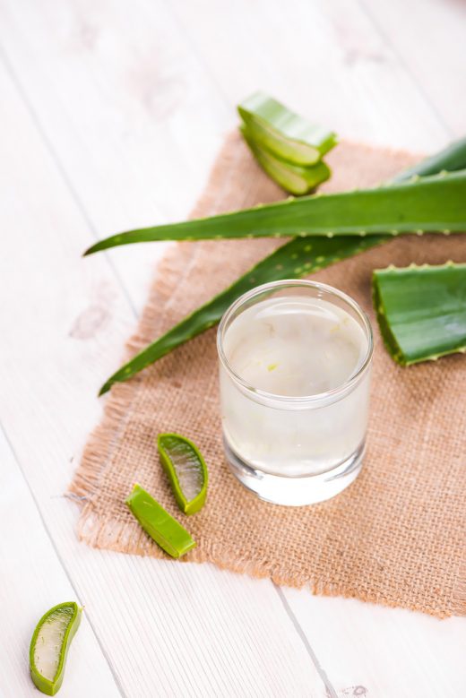 Fresh aloe vera gel for DIY face mask