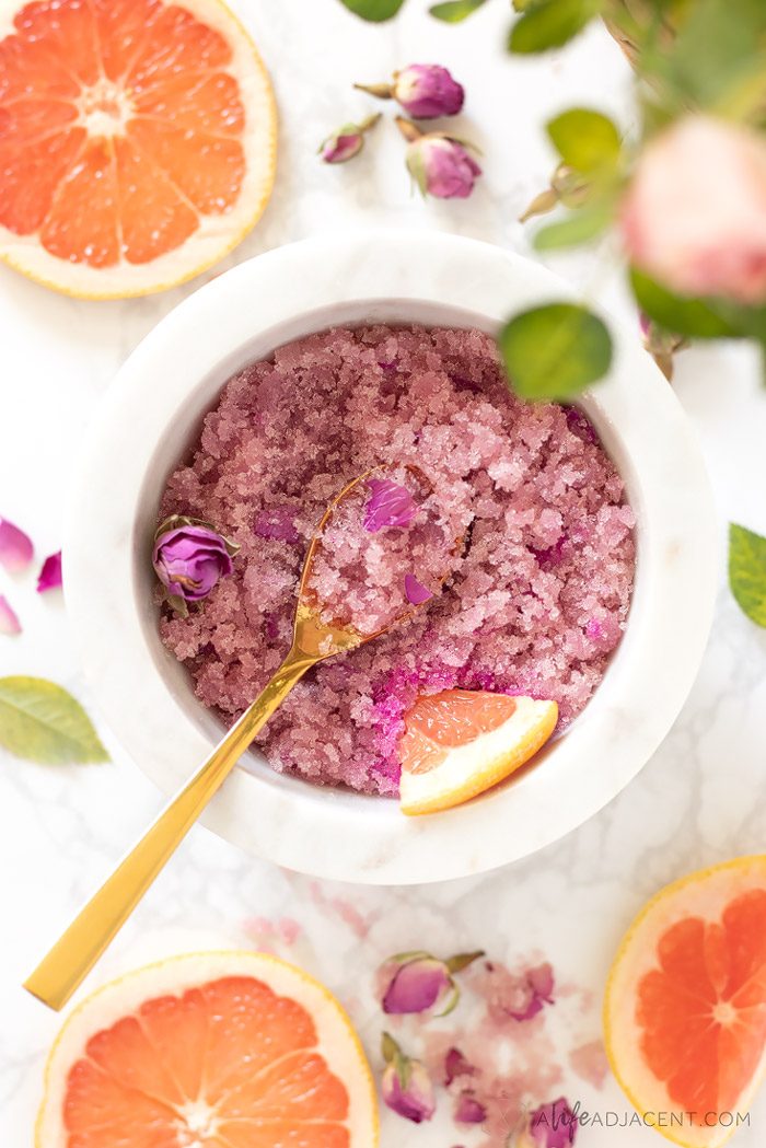 DIY grapefruit sugar scrub recipe