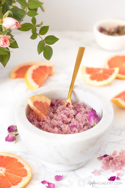 DIY grapefruit body scrub