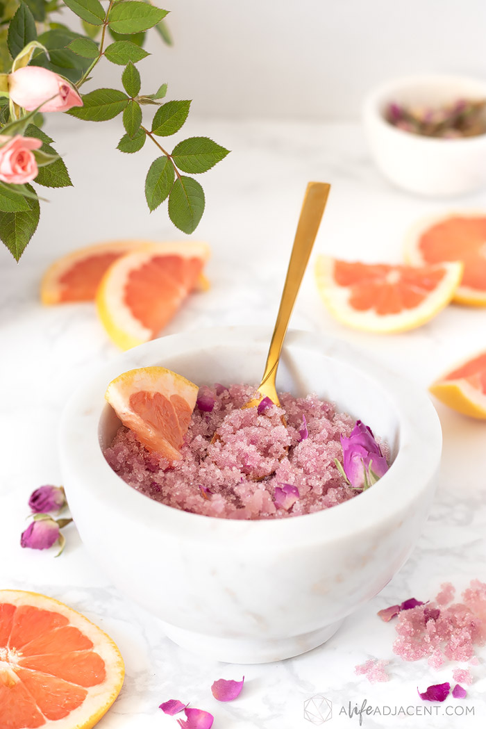 DIY grapefruit body scrub