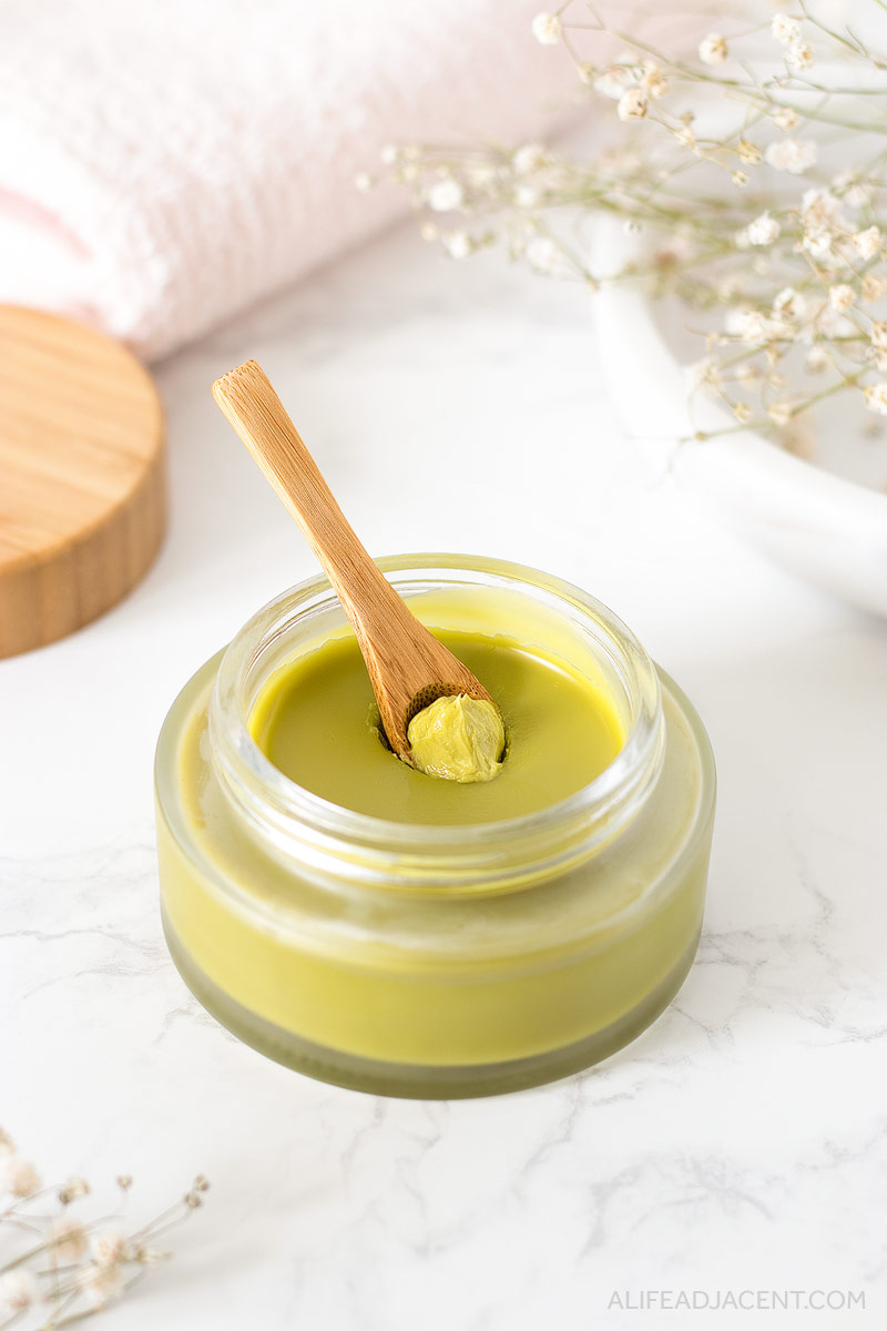 DIY green tea balm for skin care
