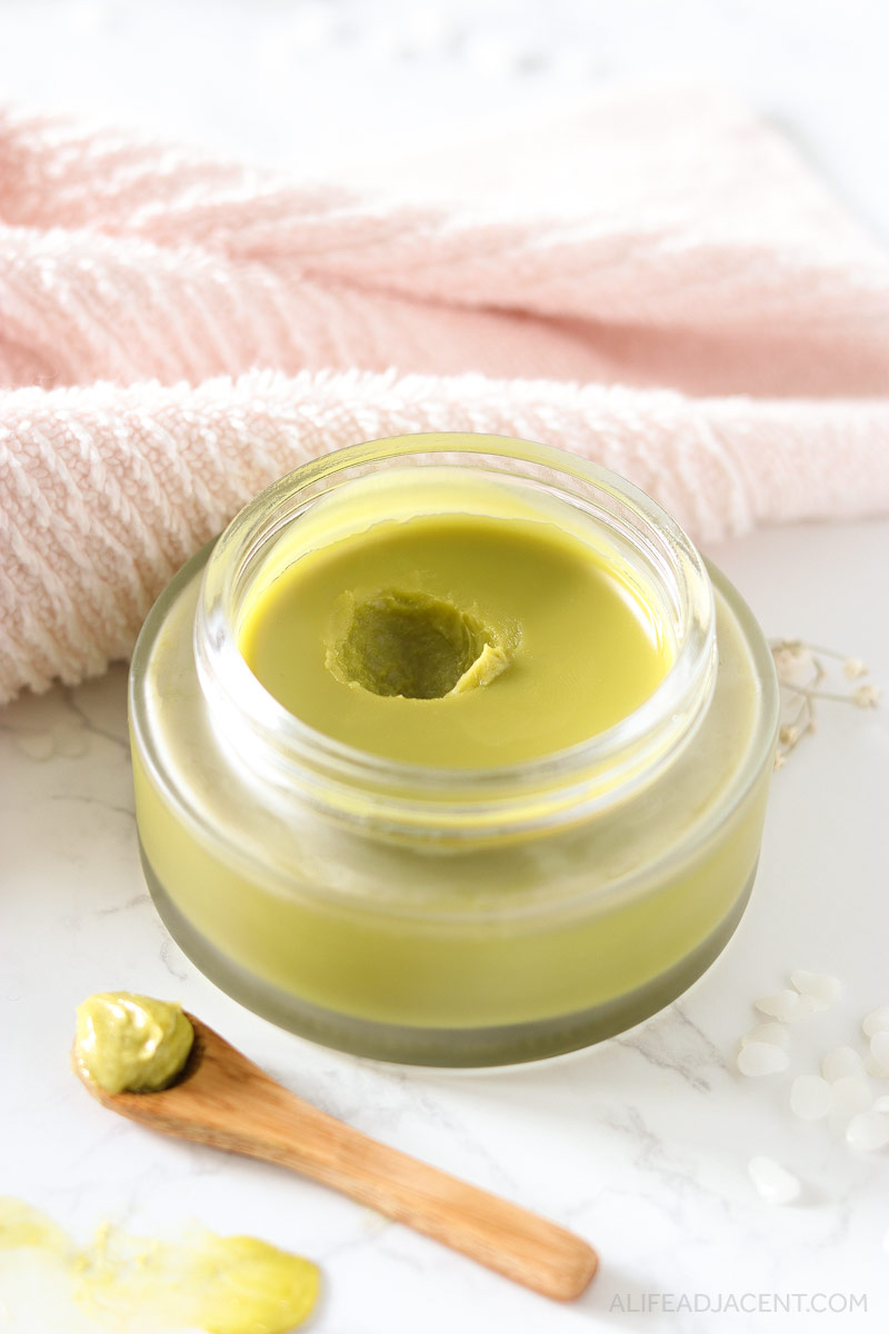 Green tea sleeping mask for glowing skin