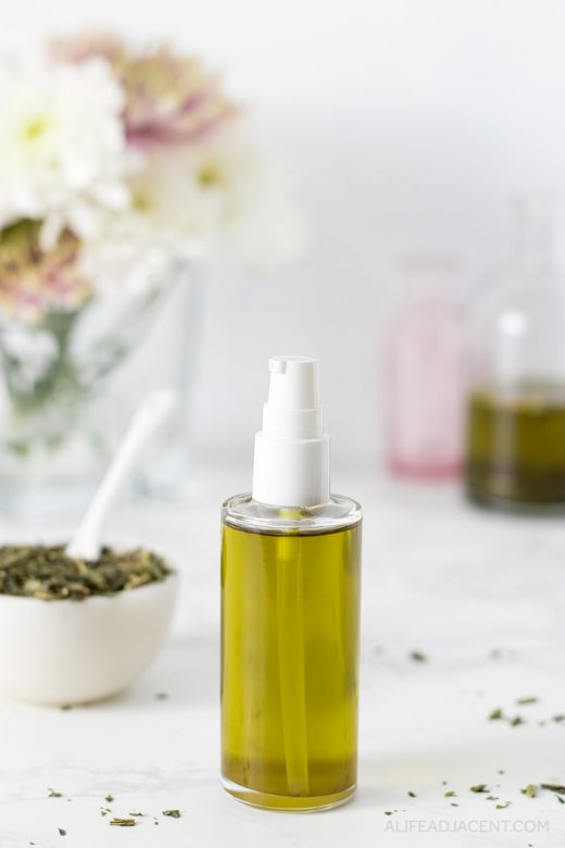 DIY oil cleanser for dry skin with green tea