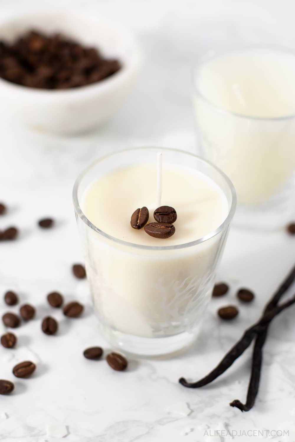 Homemade vanilla latte candle