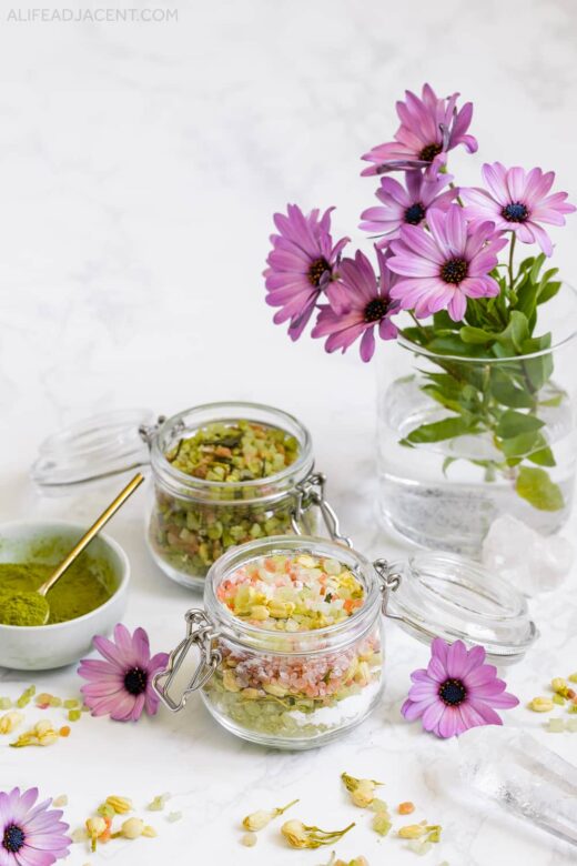 Green tea bath soak DIY in bath salts jar