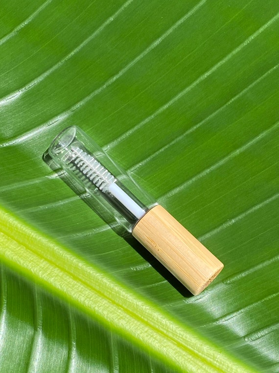 Glass Mascara Brush with Bamboo Lid