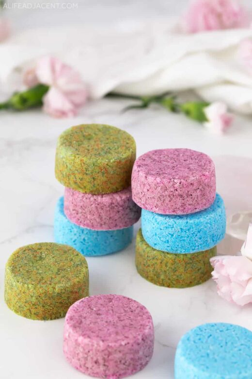 Aromatherapy shower bombs naturally colored with dragonfruit, spirulina, and spinach.