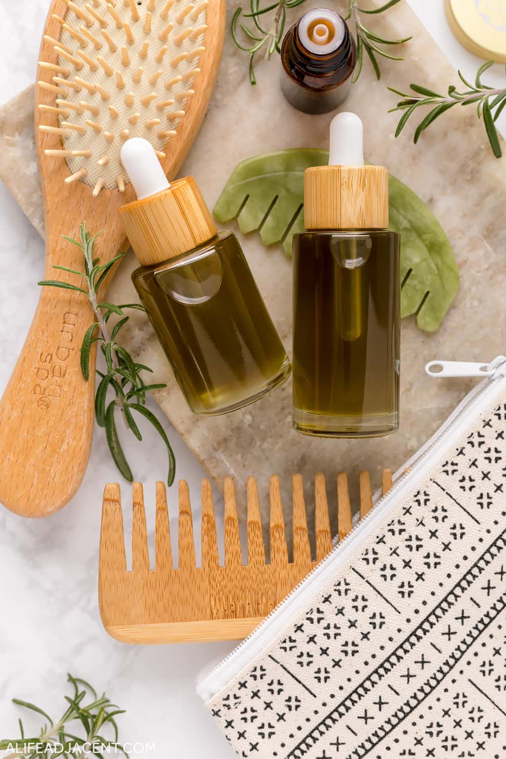 Homemade hair oil for growth and thickness