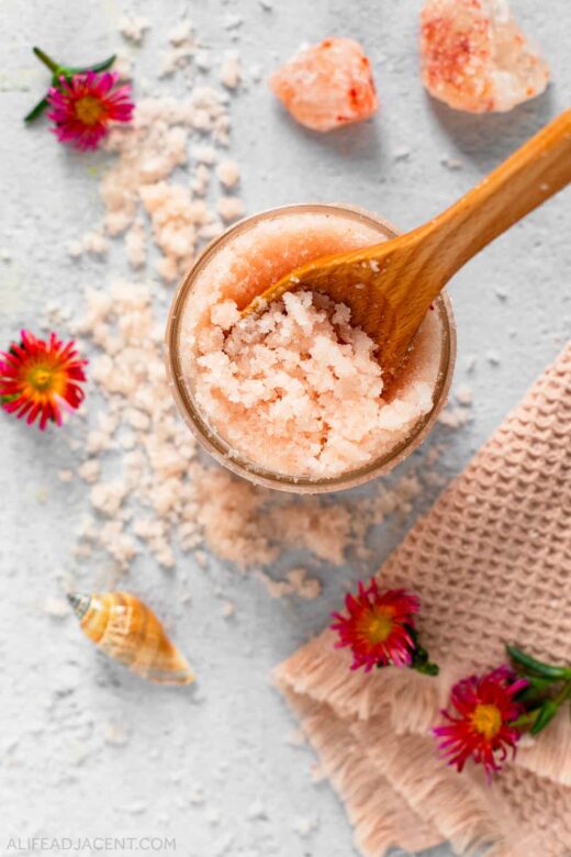 Homemade salt scrub with pink salt