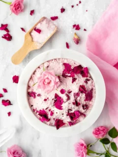 Rose milk bath DIY
